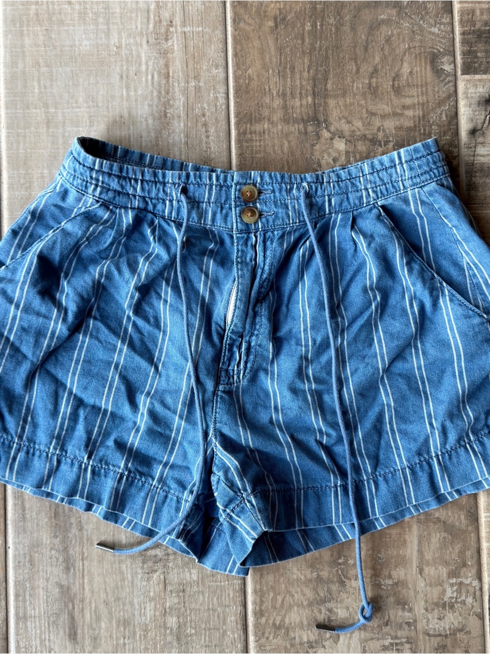 Size 2 American Eagle Shorts